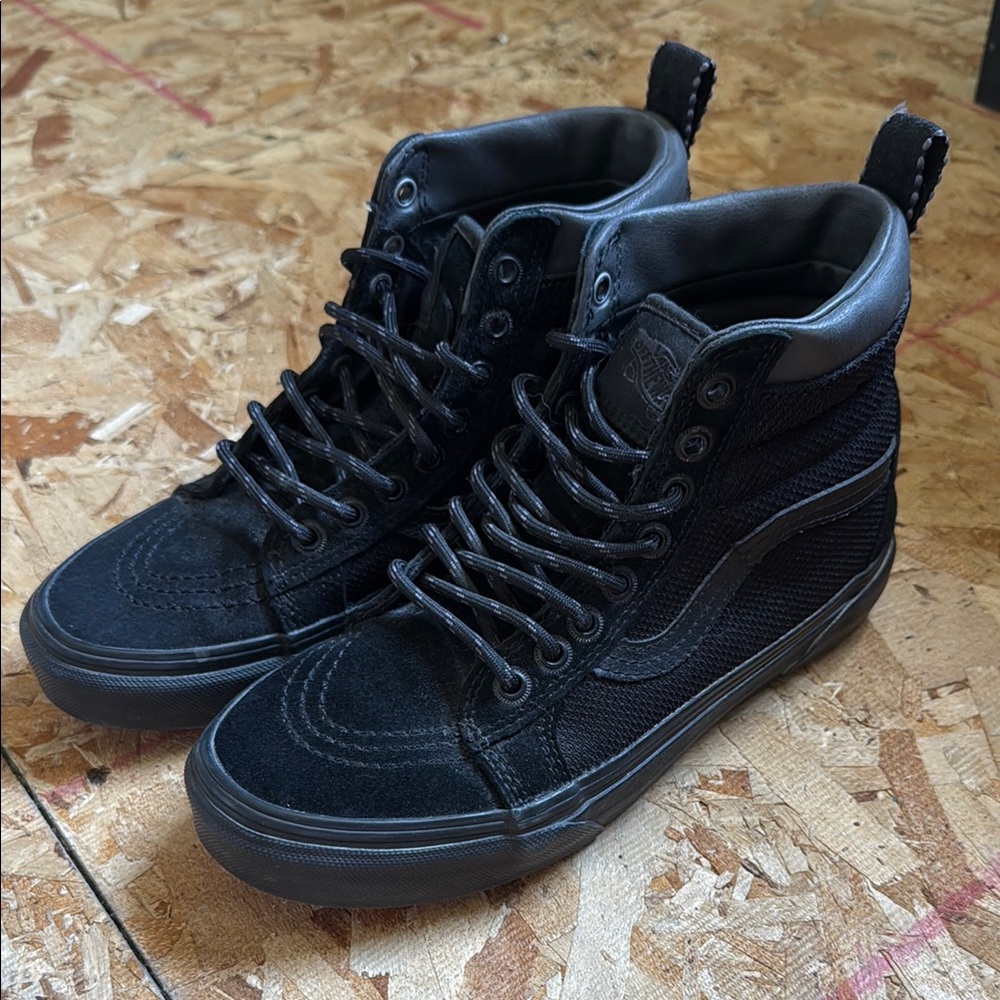 Vans Black Sk8-Hi High-Top Sneakers with Suede Canvas Design